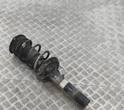 Volkswagen PASSAT B8 Front shock absorber/damper 3Q0413031BN