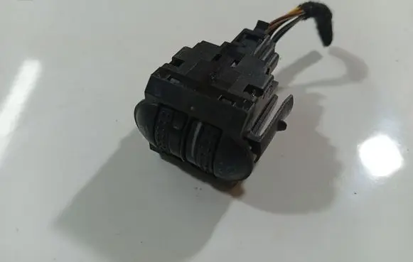 Volkswagen PASSAT B5.5 Headlight level height control switch 3B0941333C