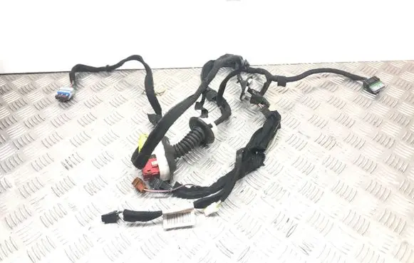 Peugeot 5008 Front door wiring loom 9672304380 122926 2397