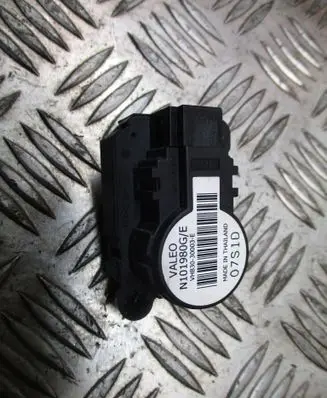 Peugeot 207 A/C air flow flap actuator/motor N101980G
