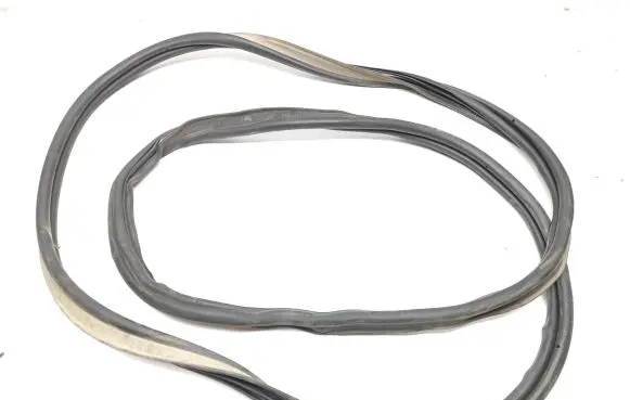 Renault Espace V (RFC) Trunk rubber seal (body) 