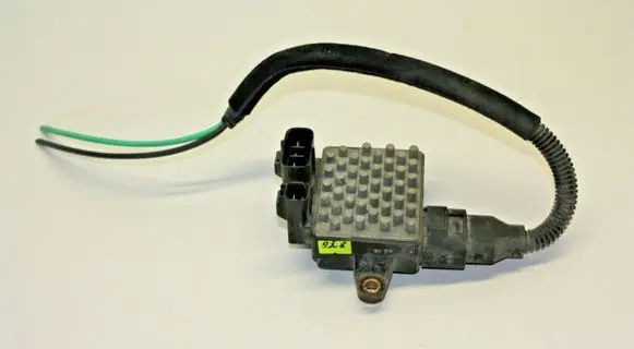 Hyundai Sonata Coolant fan relay 253853K215
