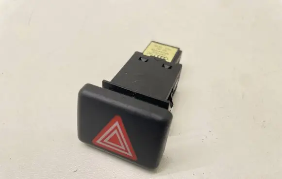 Audi A4 S4 B7 8E 8H Hazard light switch 8E0941509