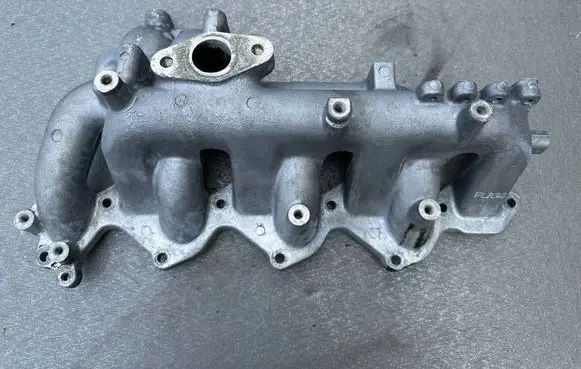 Nissan Patrol Y61 Intake manifold 14003VC300