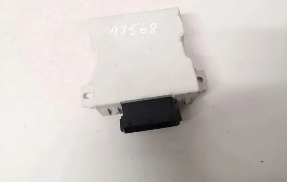 Toyota Avensis T250 Window wiper relay 150696