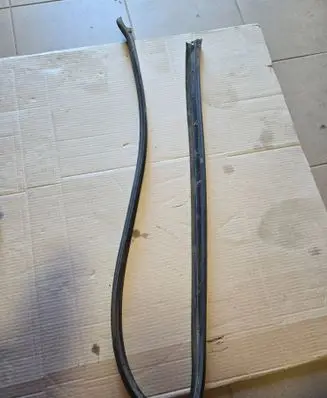 Volkswagen Tiguan Other sill/pillar trim element 5NA837120