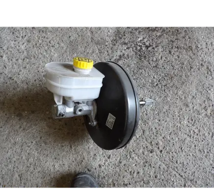 Iveco Daily 6th gen Brake booster 504269884