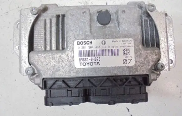 Toyota Aygo AB10 Engine control unit/module ECU 89661-0H070