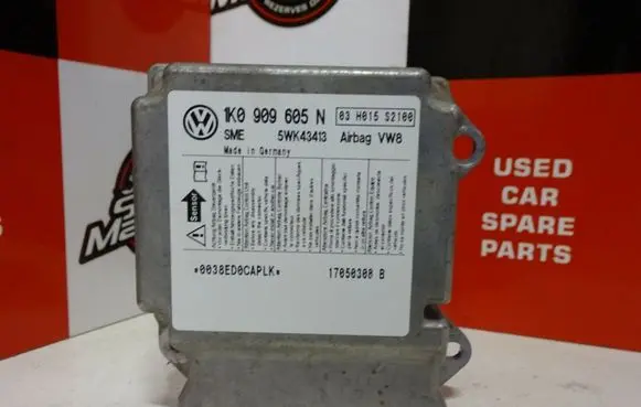 Volkswagen Golf V Airbag deployment crash/impact sensor 1K0909605N
