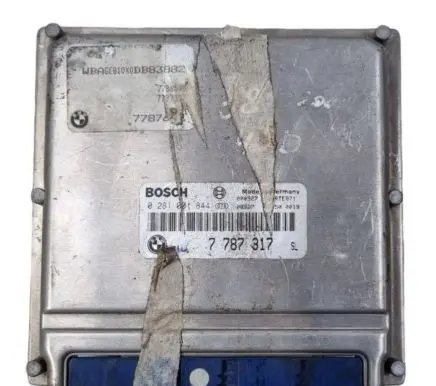 BMW 7 E38 Engine control unit/module 7787317