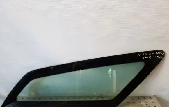 Chrysler 300 - 300C Rear side window