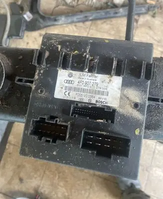 Audi A6 S6 C6 4F Comfort/convenience module 4F0907279 4F0910279