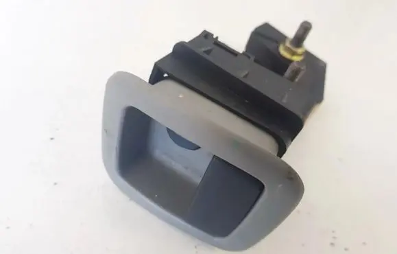 Volkswagen PASSAT B5 Seat back rest lock catch 33398643r