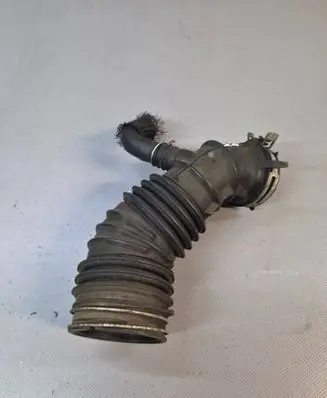 Toyota Avensis T250 Air intake hose/pipe 178800R010
