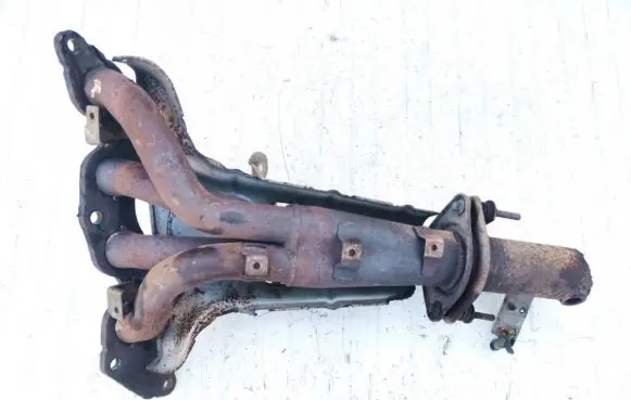 Mazda 6 Exhaust manifold