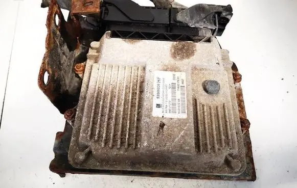 Opel Astra H Engine control unit/module 55566038hf 7160017601