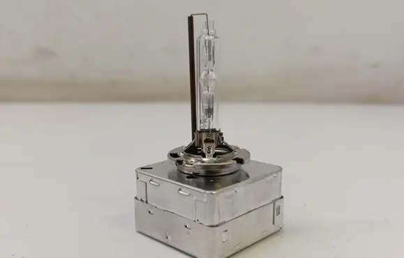 Audi A4 S4 B8 8K Xenon bulb 
