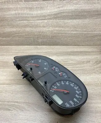 Volkswagen Golf IV Speedometer (instrument cluster) 1J0920803E