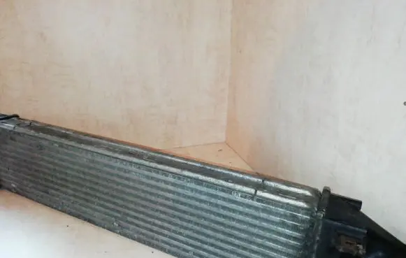 Volvo V70 Intercooler radiator 6G919L440DD