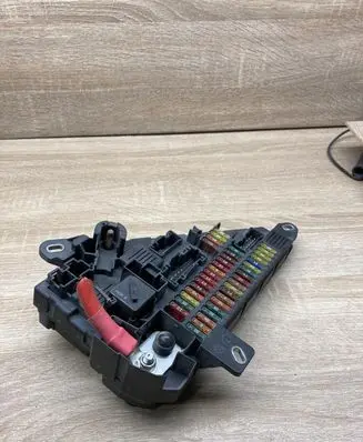 BMW 5 E60 E61 Fuse module 9138830 518956057