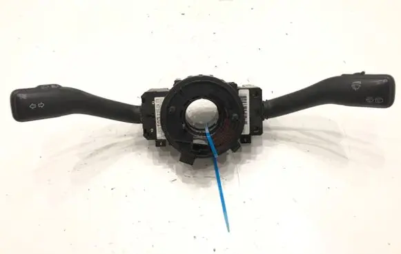 Wiper turn signal indicator stalk/switch
