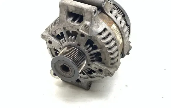 BMW X3 F25 Generator/alternator 7591268 759126801