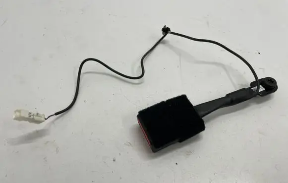 Mini Cooper Countryman F60 Front seatbelt buckle 7313299