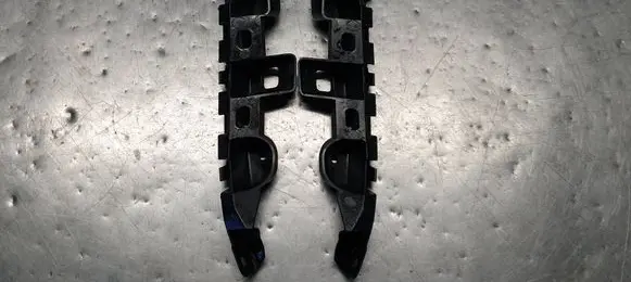 Volkswagen PASSAT B7 Front bumper mounting bracket 3AA807184