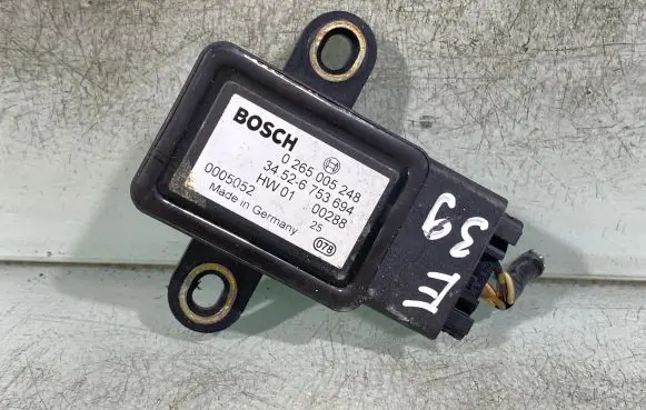 BMW 5 E39 ESP acceleration yaw rate sensor 6753694 0265005248