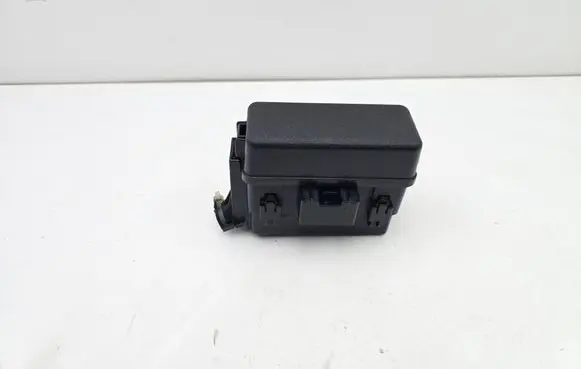 Mitsubishi Outlander Fuse module