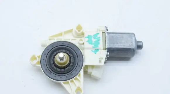 Mercedes-Benz Vito Viano W447 Front door window regulator motor A4479063600 C13835101 20171219