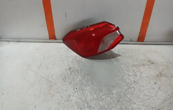 Ford Focus Rear/tail lights JX7B13405DD