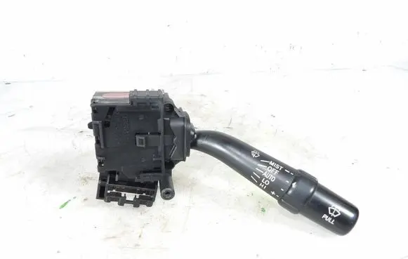 Toyota Avensis Verso Other switches/knobs/shifts 8465205160