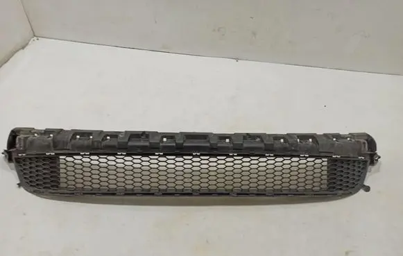 Renault Trafic III (X82) Front bumper lower grill 622544919R