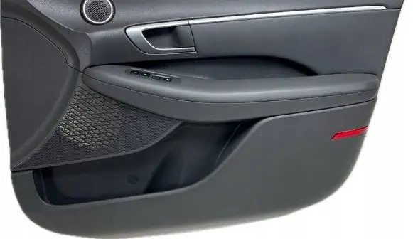 Hyundai Sonata DN8 Front door card panel trim 82302L0010