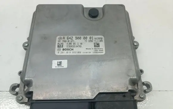 Mercedes-Benz Sprinter W906 Engine control unit/module A6429000001 A6429011100 0281018932