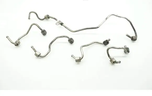 Mazda 3 II Fuel injector supply line/pipe 