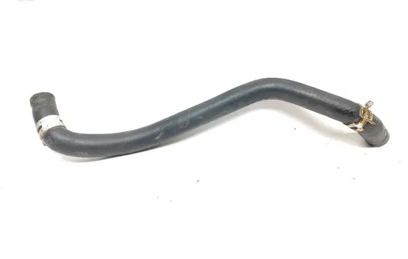 Toyota Auris 150 Engine coolant pipe/hose