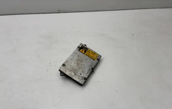 Audi A6 S6 C6 4F Headlight ballast module Xenon 5DV00829000