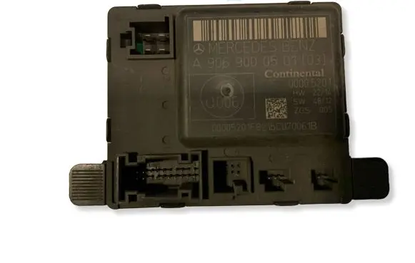 Mercedes-Benz Sprinter W906 Door control unit/module A9069000501 00005201