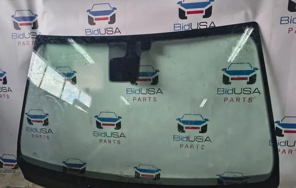 Chrysler Pacifica Front windscreen/windshield window 
