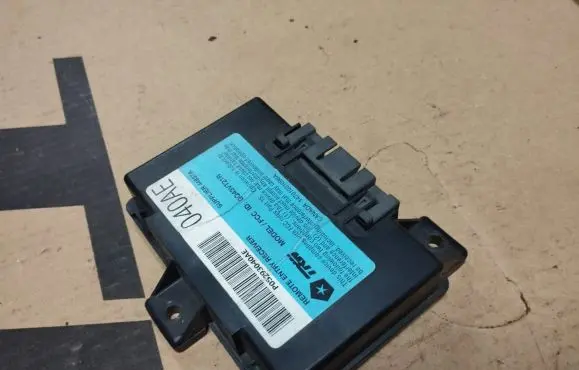 Chrysler Neon II Other control units/modules P05293040AE