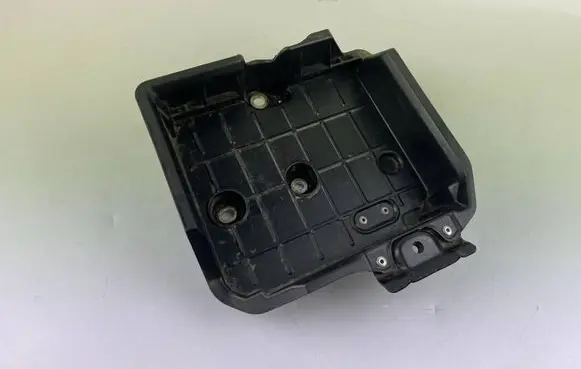 Battery bracket