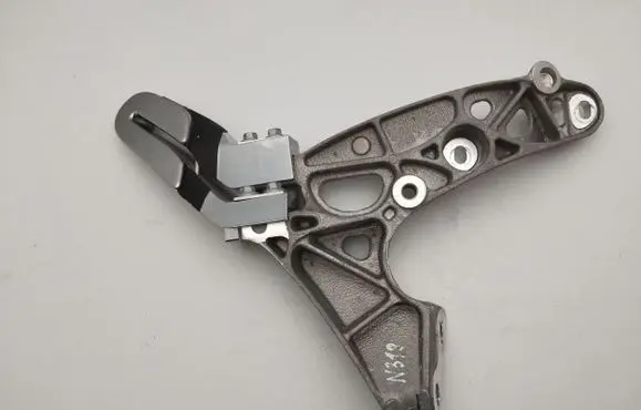 Aston Martin Vantage III Seat belt trim 6G33611039AC