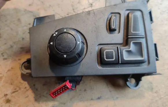 Seat control switch