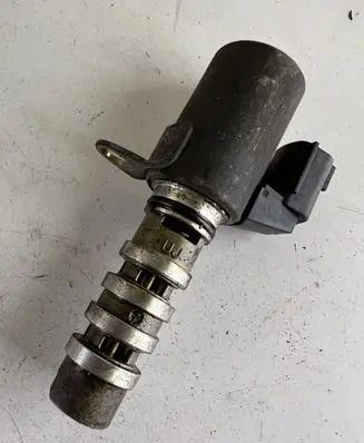 Nissan Primera Camshaft vanos timing valve 