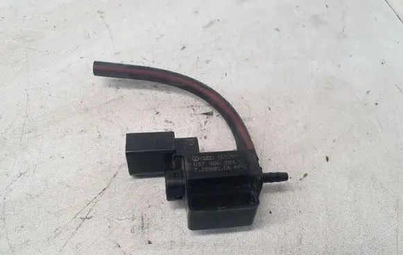Audi A4 S4 B8 8K Turbo solenoid valve 037906283C