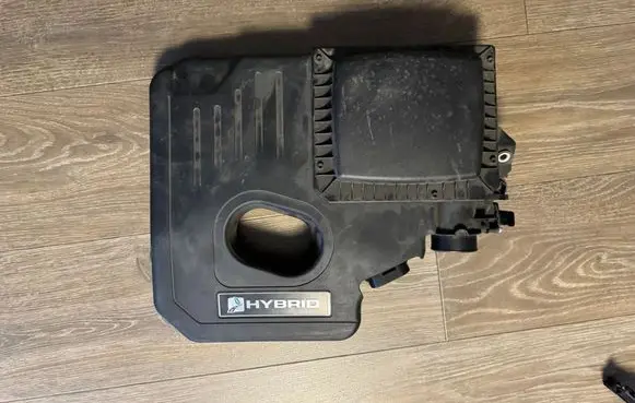 Ford Mondeo MK V Engine cover (trim) TL9013218