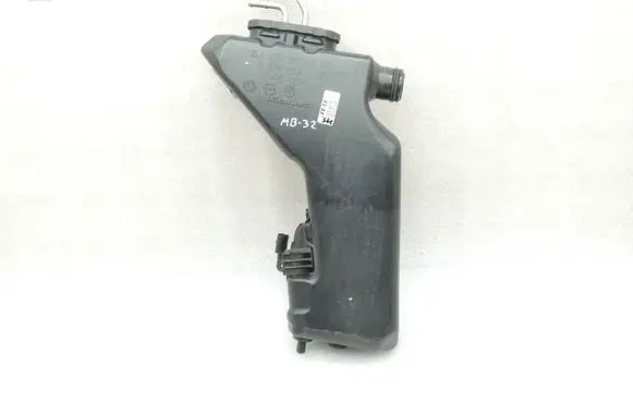 Mercedes-Benz C AMG W205 Windshield washer fluid reservoir/tank A2218209110 A2058690220