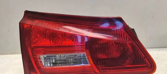 Lexus IS 220D-250-350 Tailgate rear/tail lights ICHIKOH5342